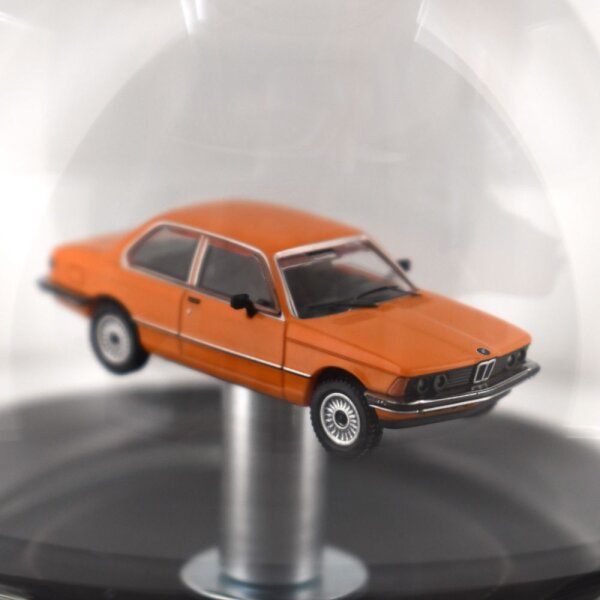 BMW 323i Orange (1975) 1:87 in mundgeblasener Flasche 200ml